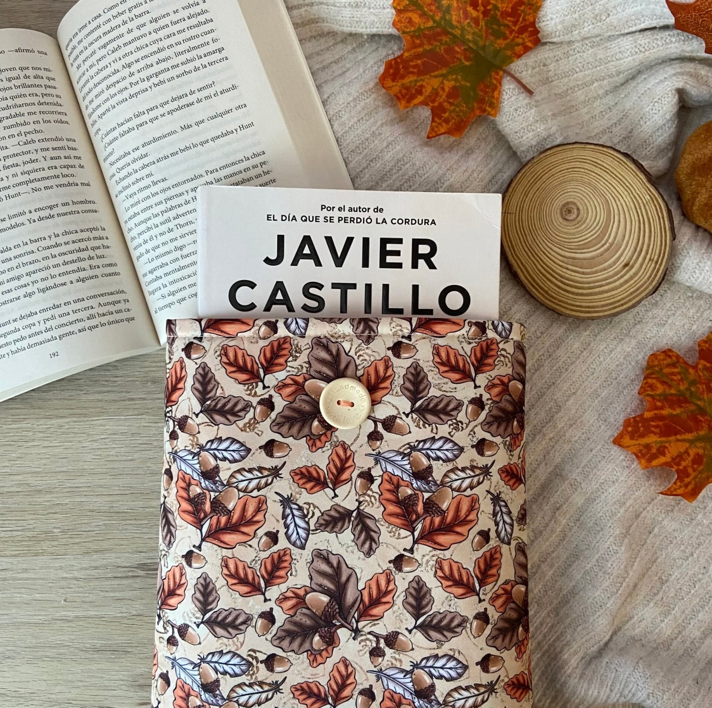 Funda literaria fall leaves