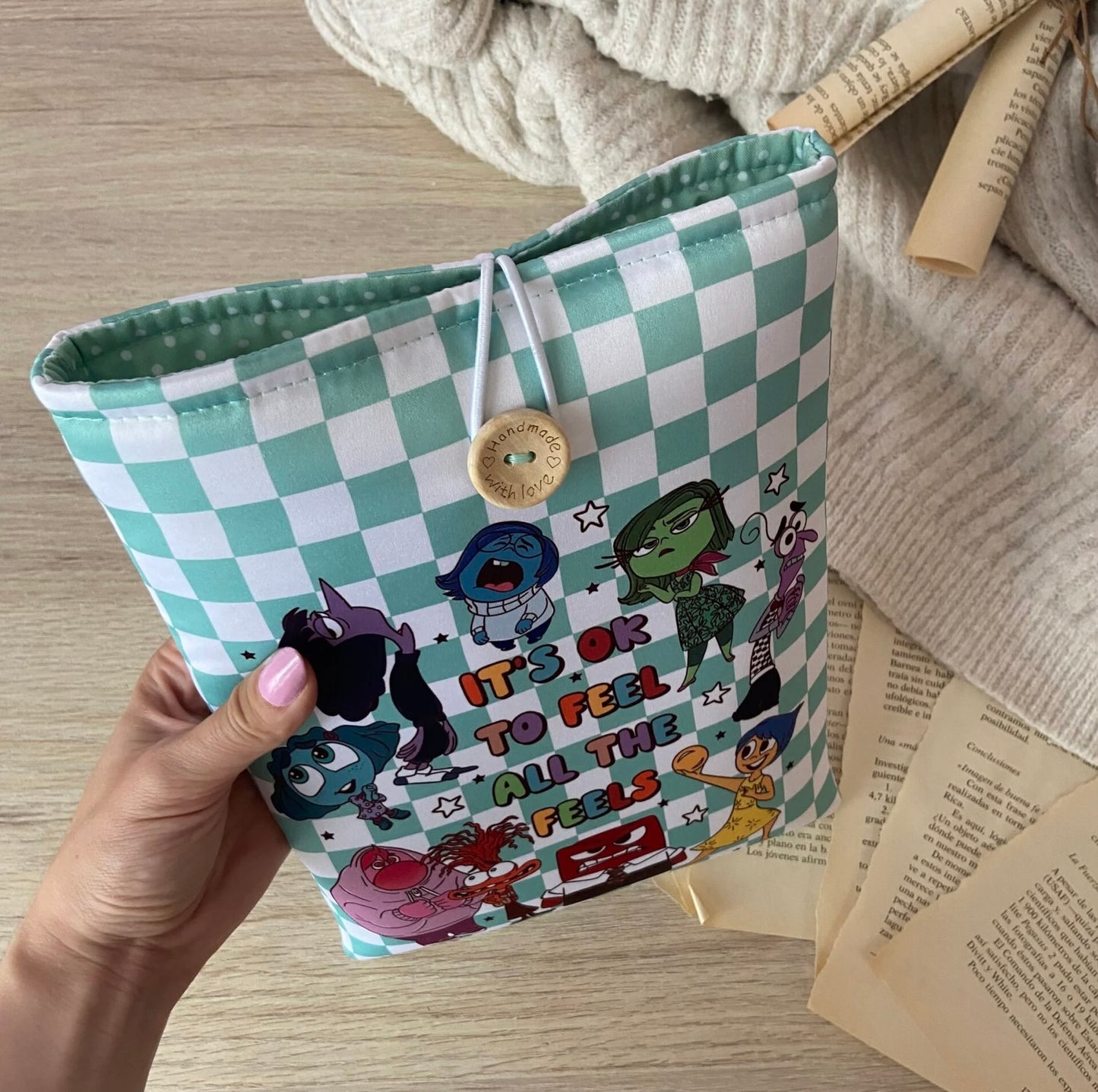 Funda literaria Inside out 2