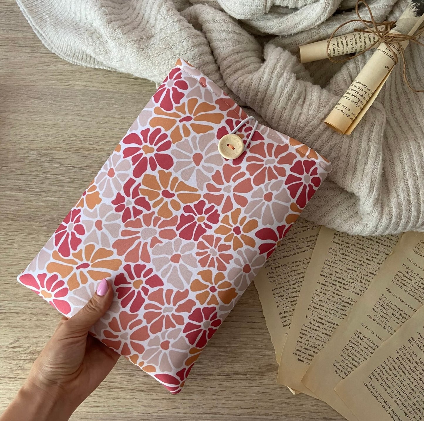 Funda literaria Galatea en tonos naranjas