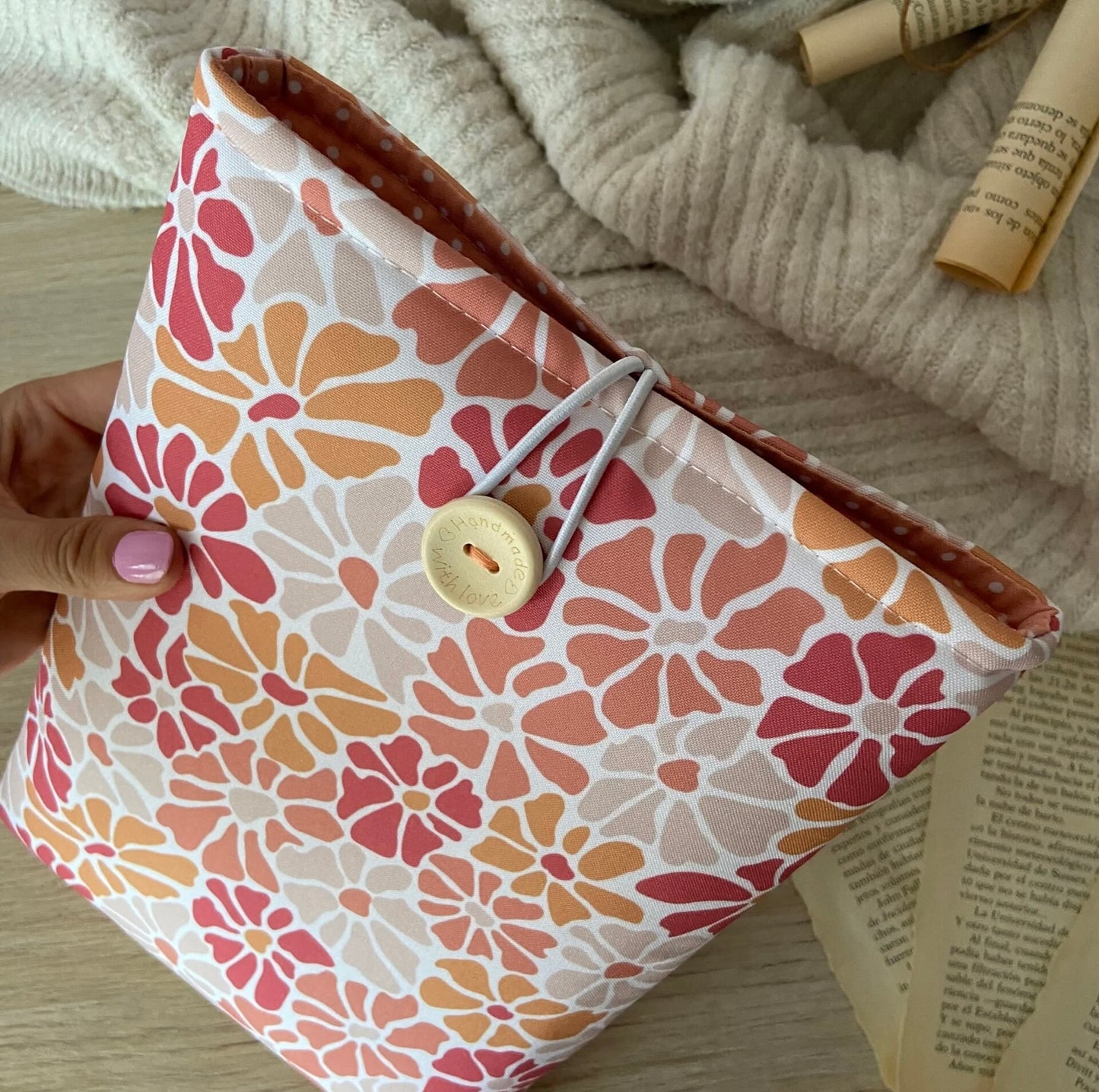 Funda literaria Galatea en tonos naranjas