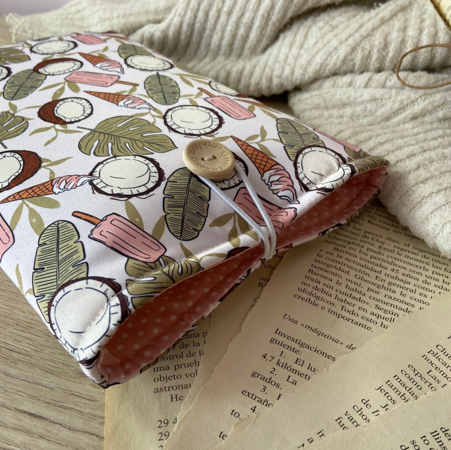 Funda literaria cocos