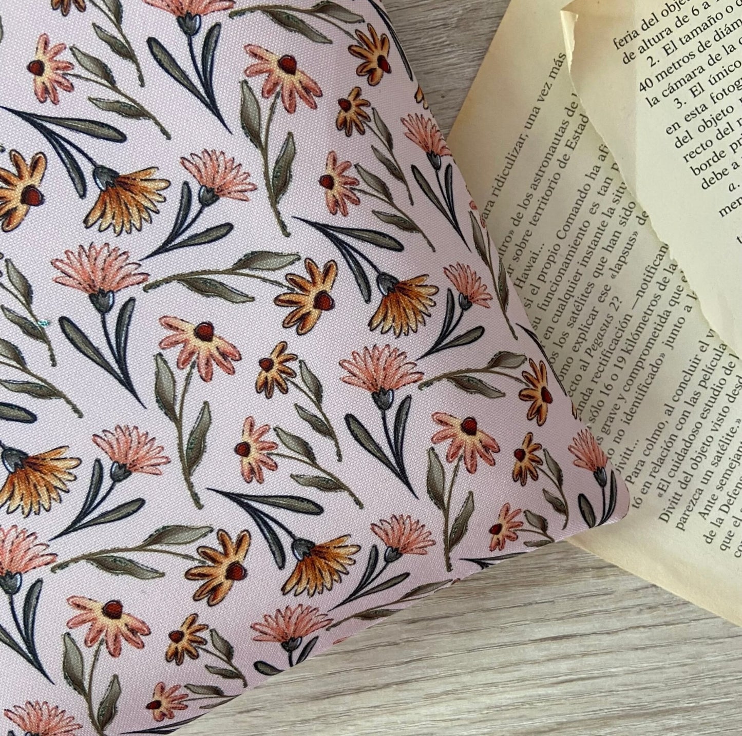 Funda literaria Liv