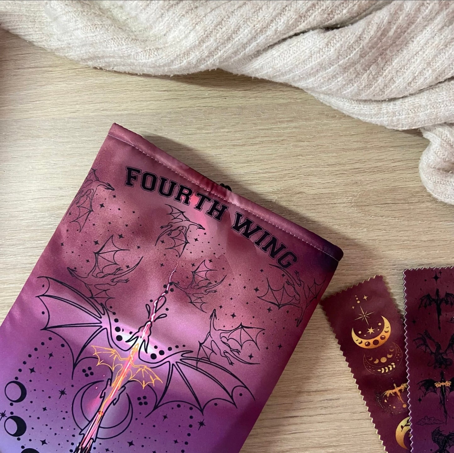 Funda literaria Basgiath