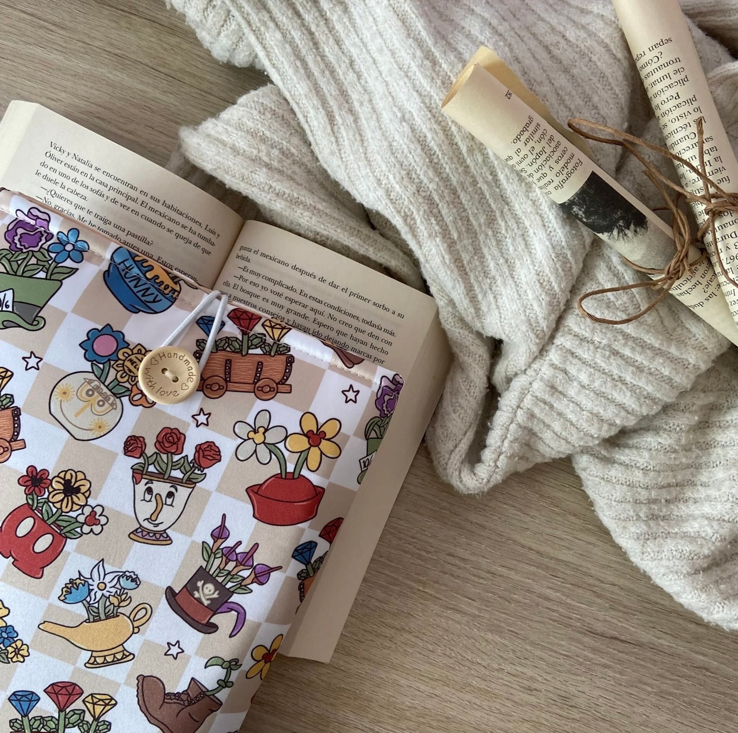 Funda literaria happy Disney