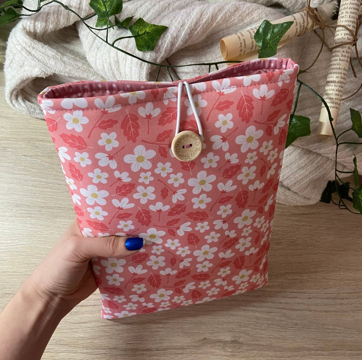 Funda literaria Iryna en rosa