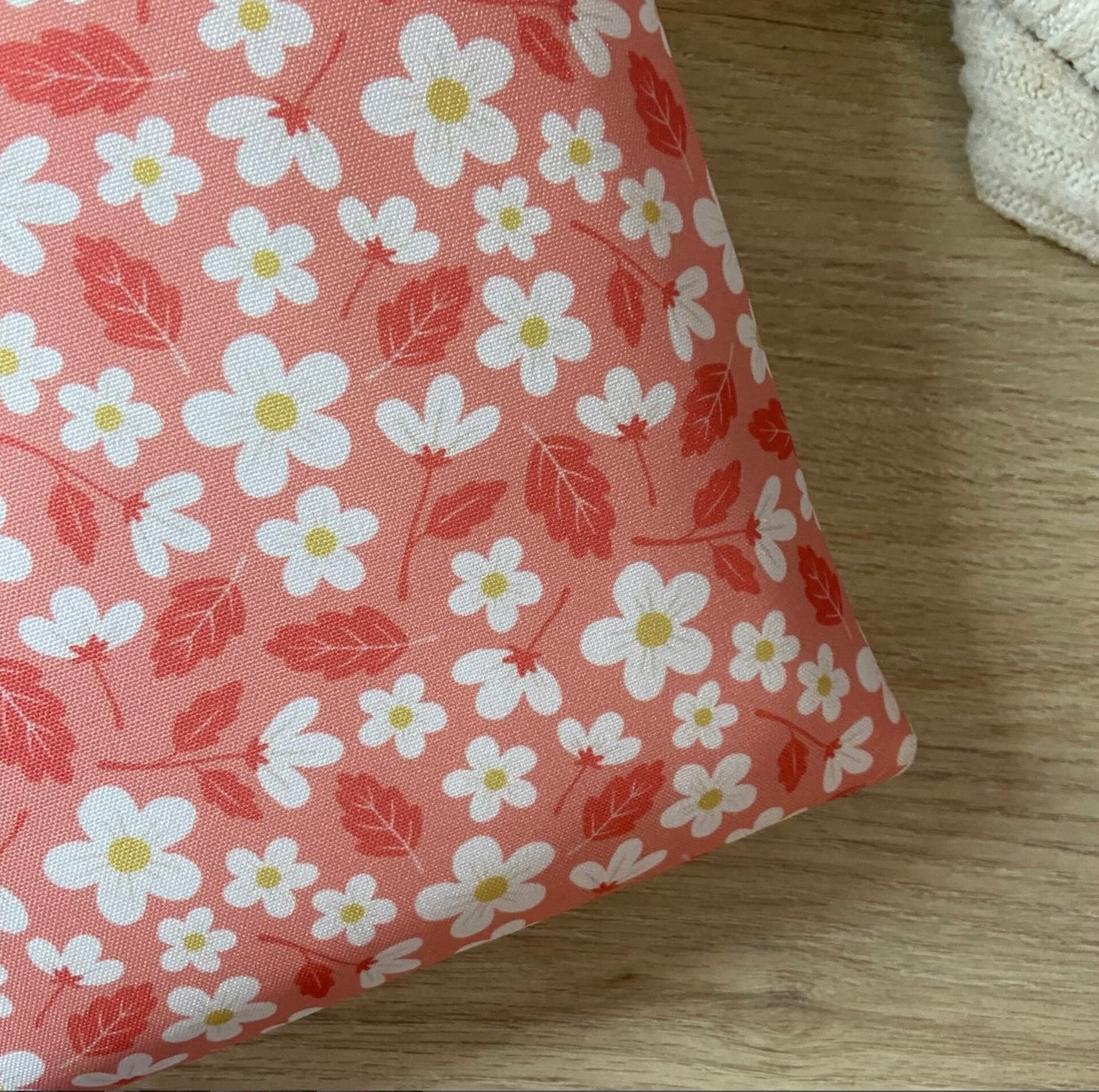 Funda literaria Iryna en rosa