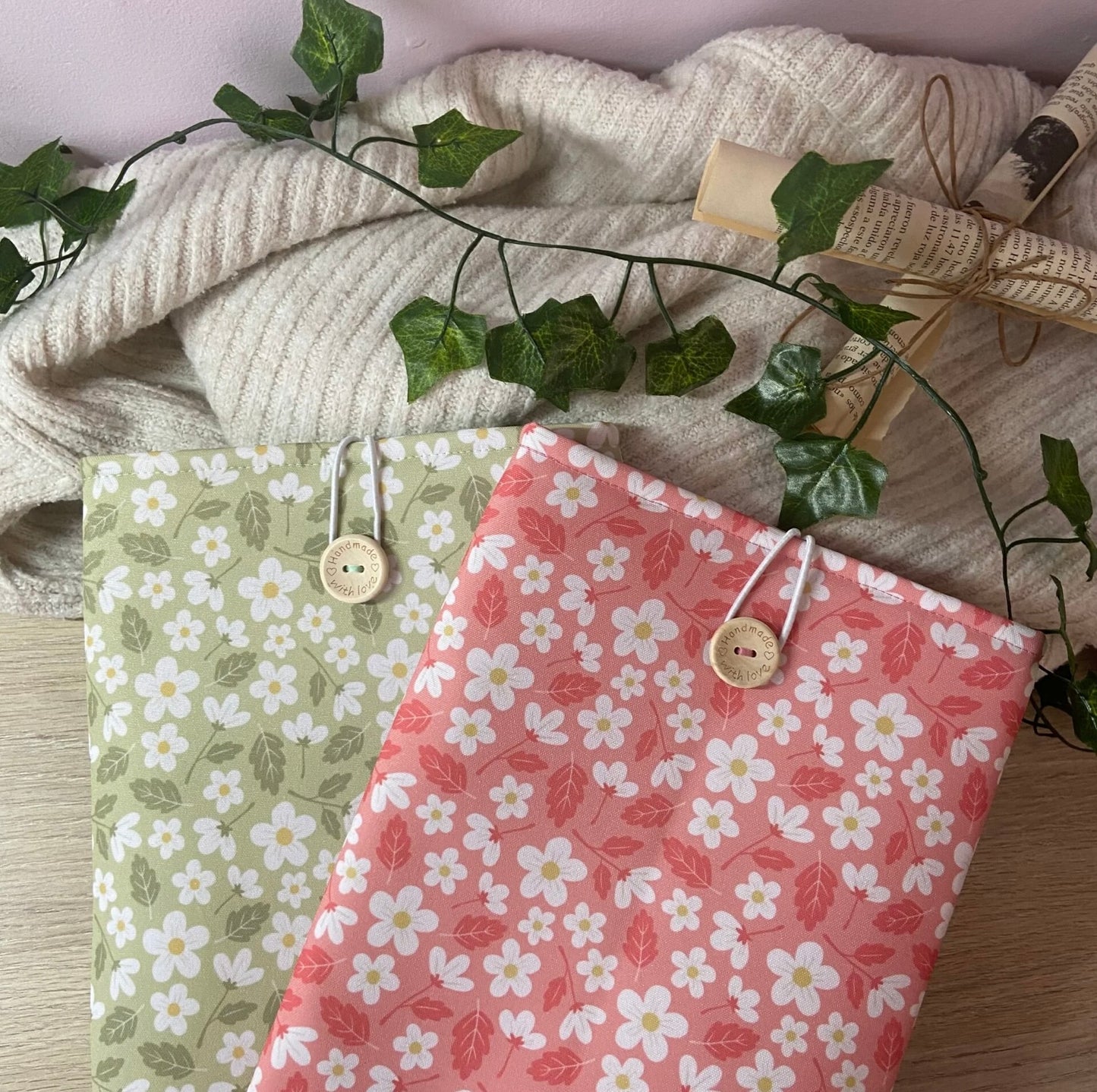 Funda literaria Iryna en rosa
