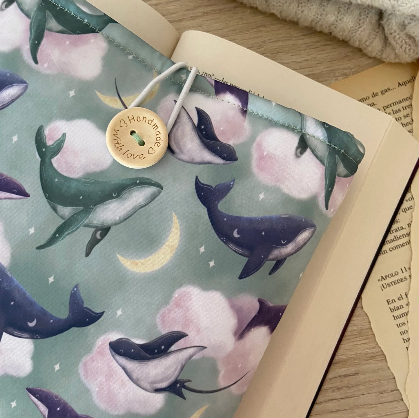 Funda literaria ballenas