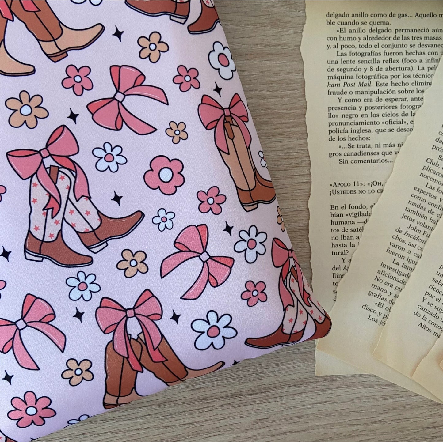 Funda literaria coquette