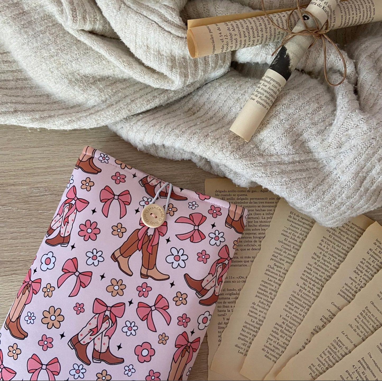 Funda literaria coquette
