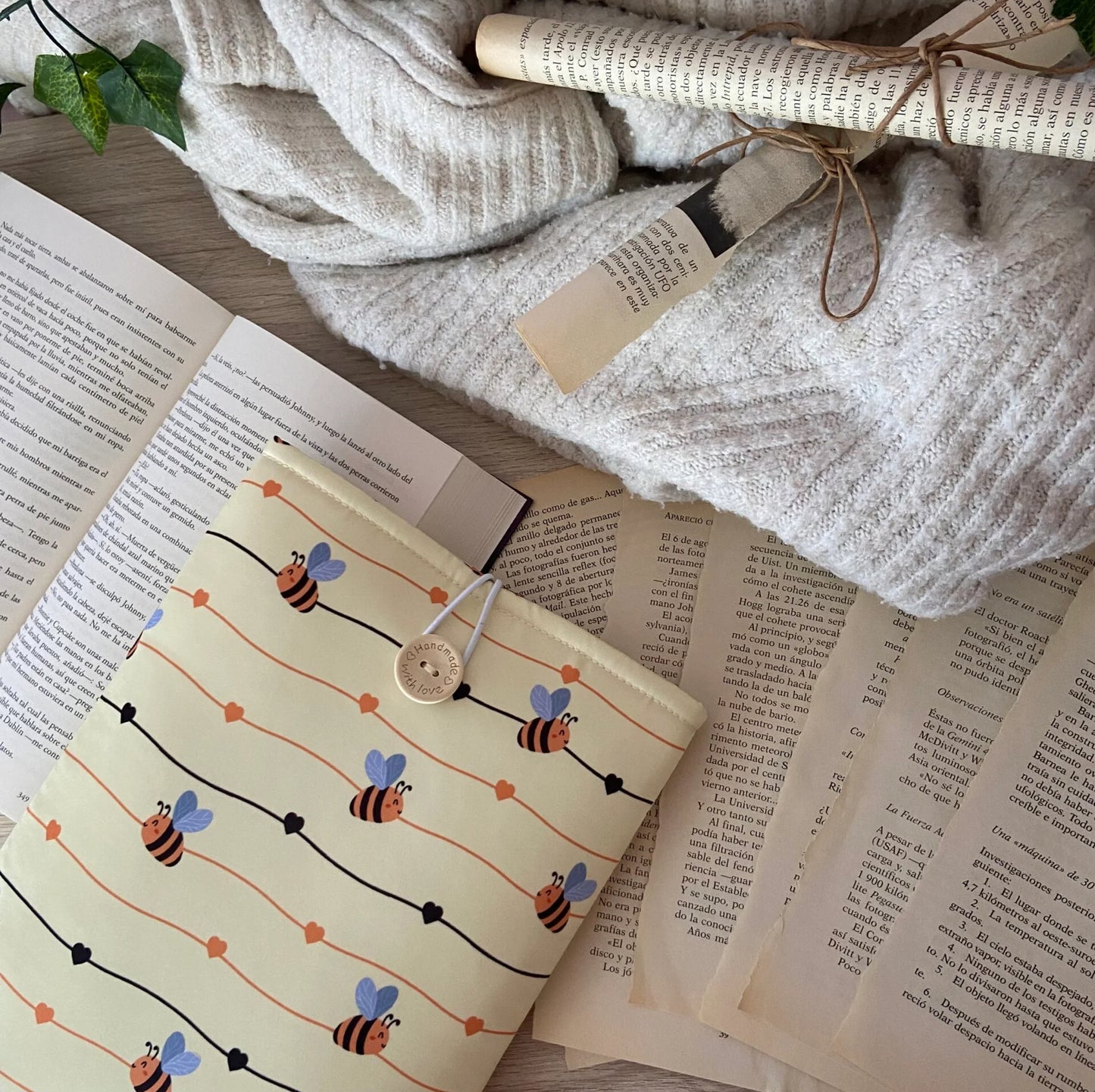 Funda literaria la colmena de abejas