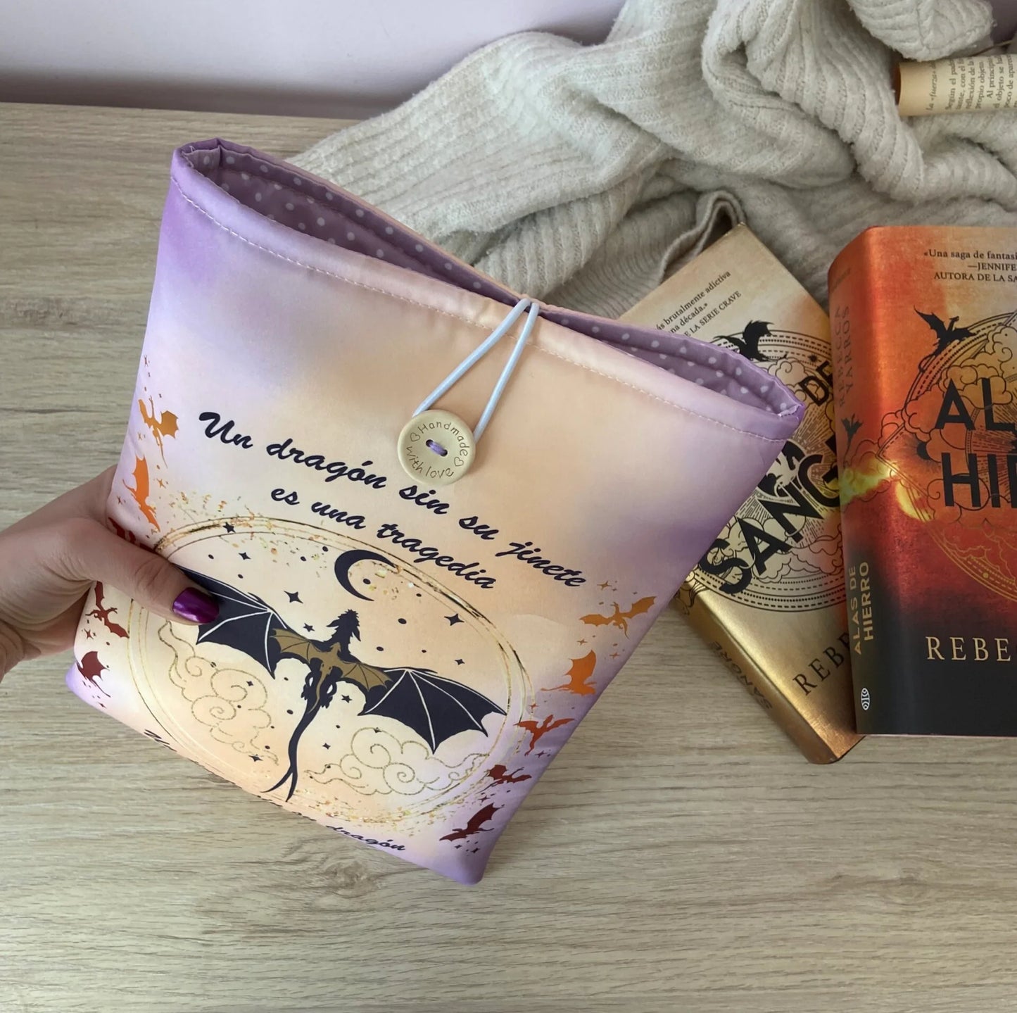 Funda literaria Alas de hierro