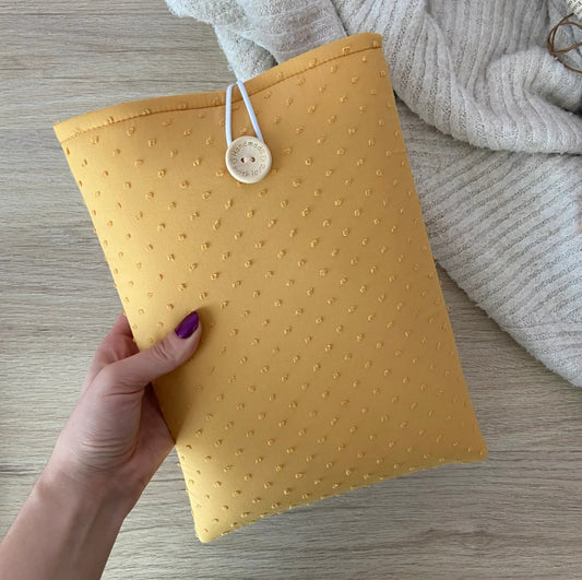 Funda literaria plumeti ocre