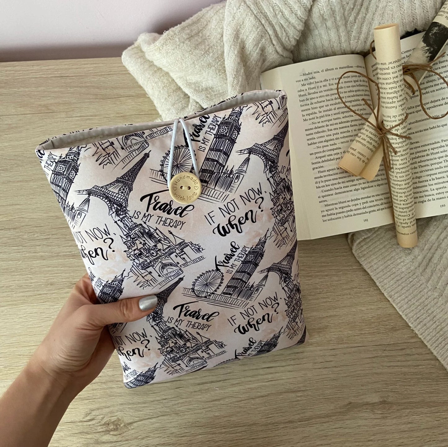 Funda literaria travel is my therapy