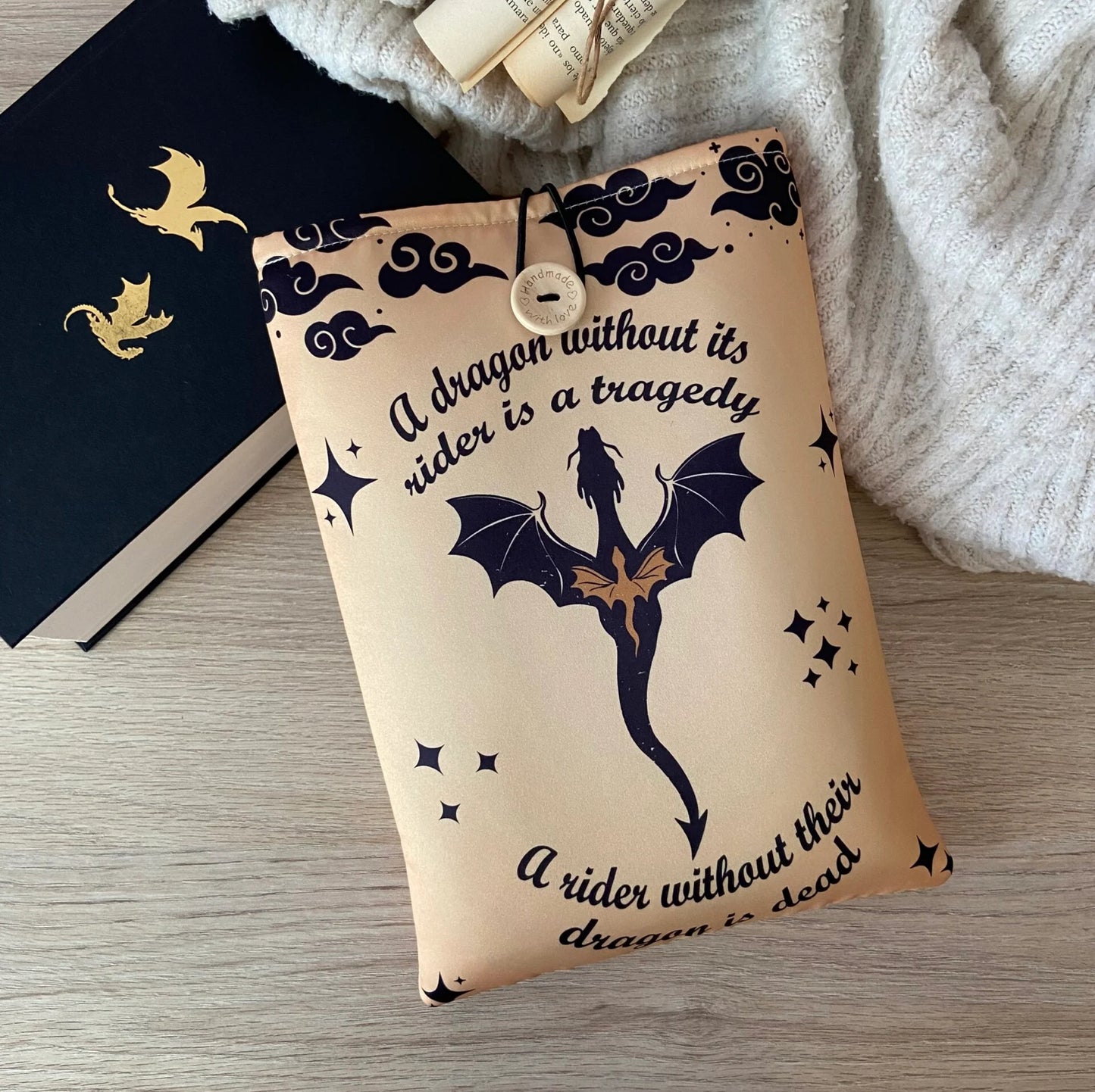 Funda literaria Alas de sangre