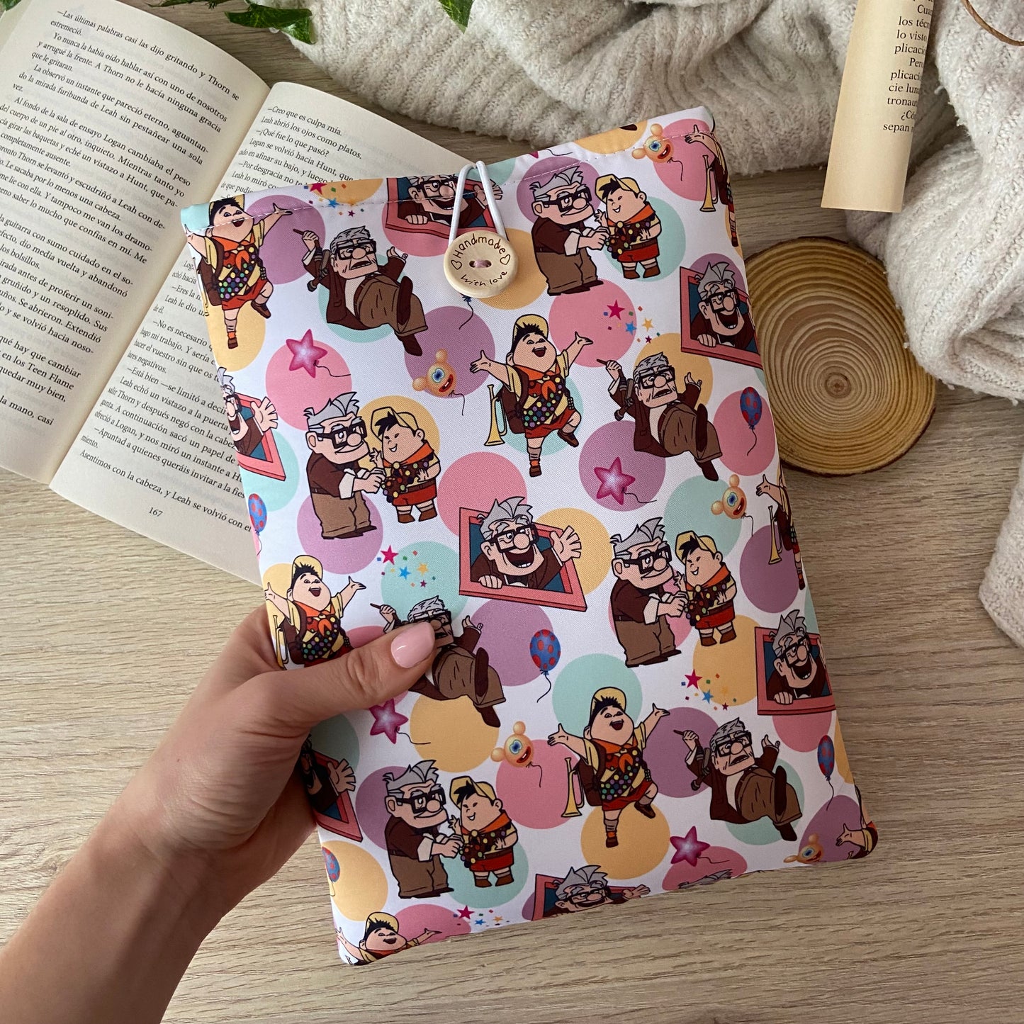 Funda literaria UP Disney