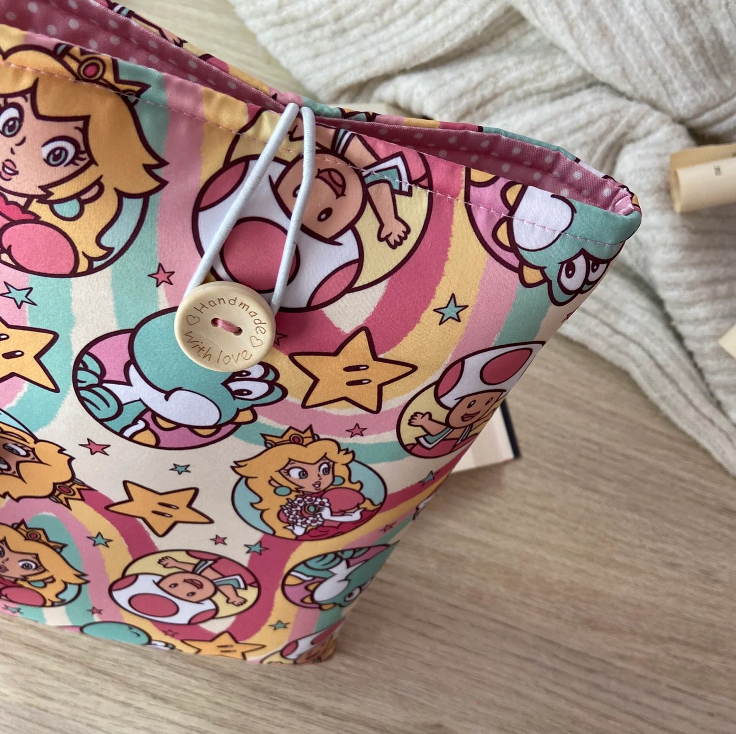 Funda literaria Peach y Yoshi