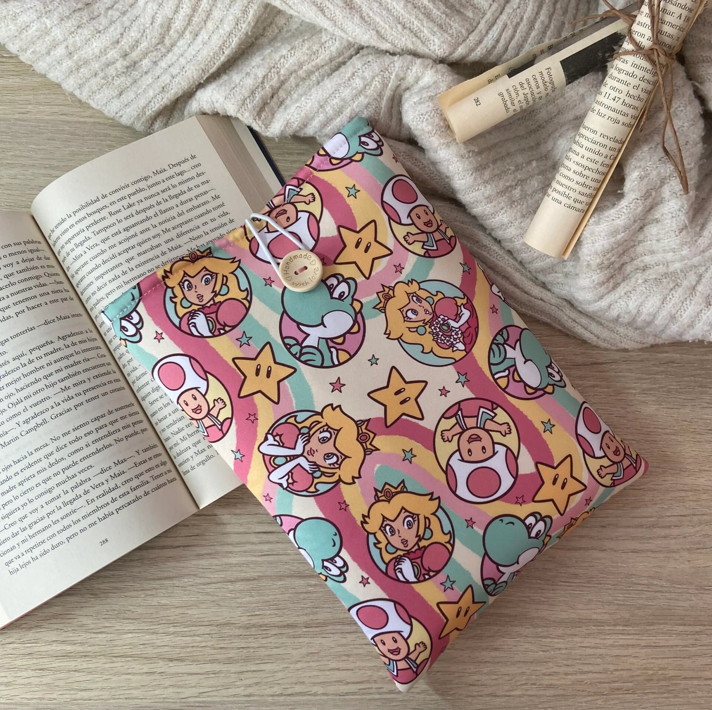 Funda literaria Peach y Yoshi