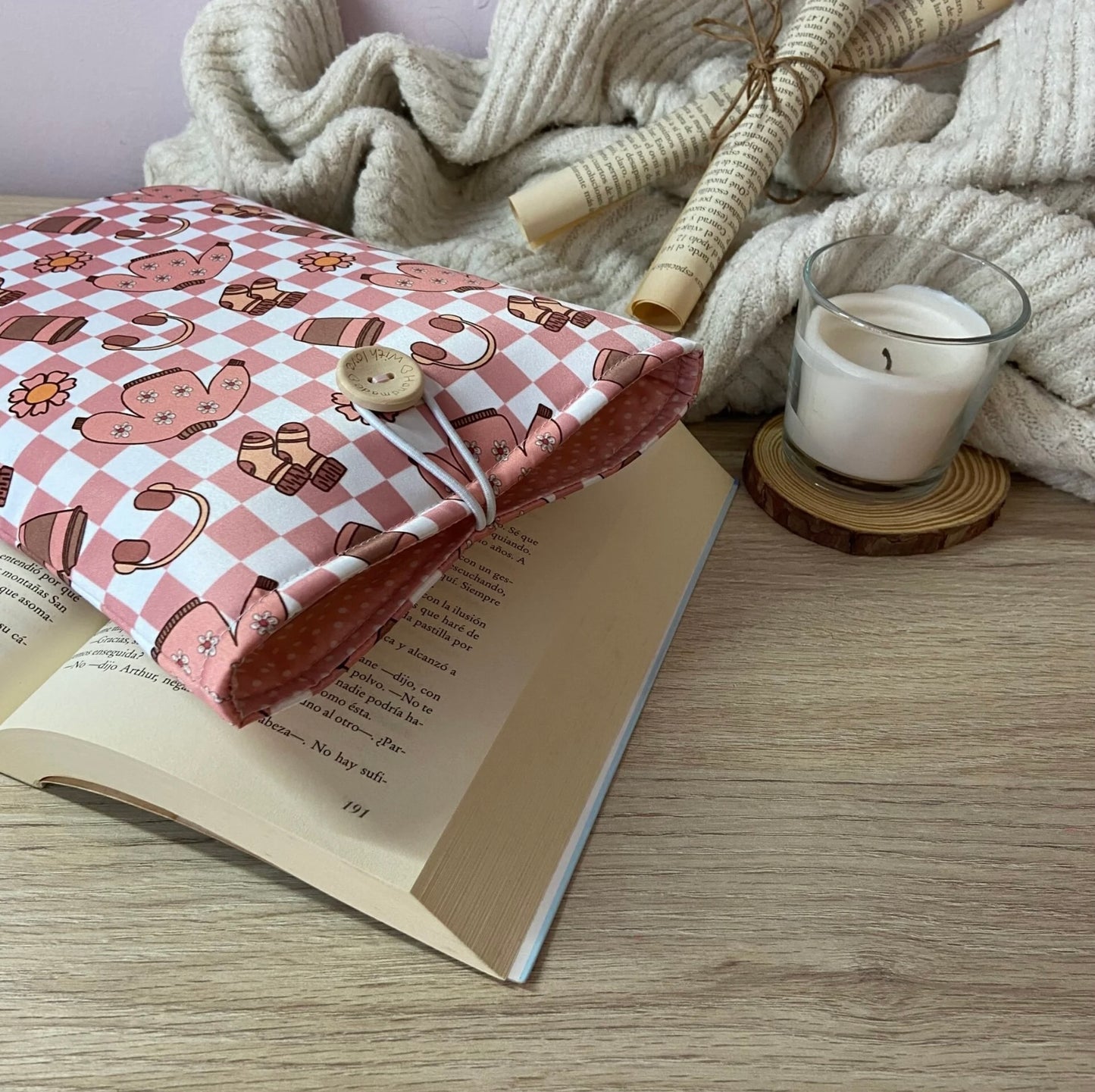 Funda literaria comfy girl