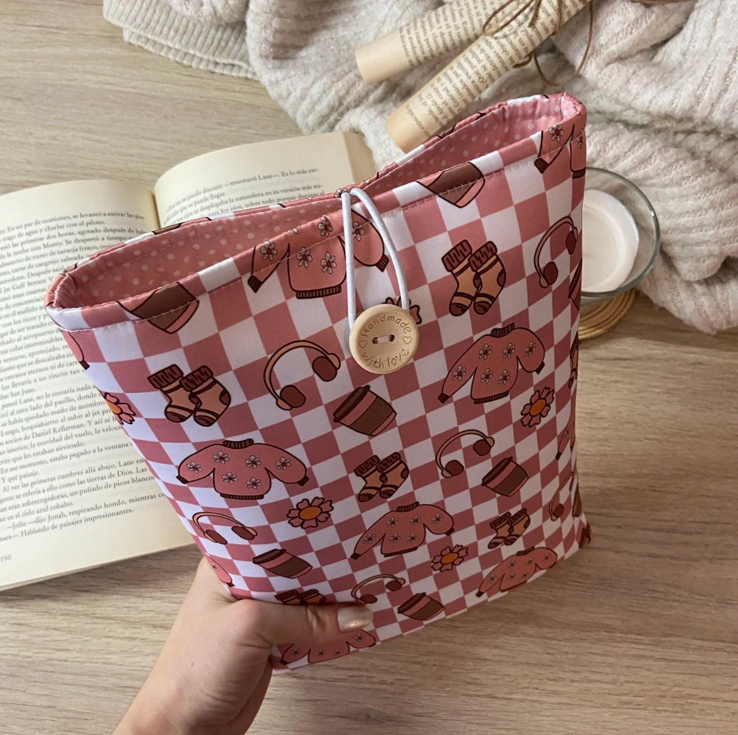 Funda literaria comfy girl