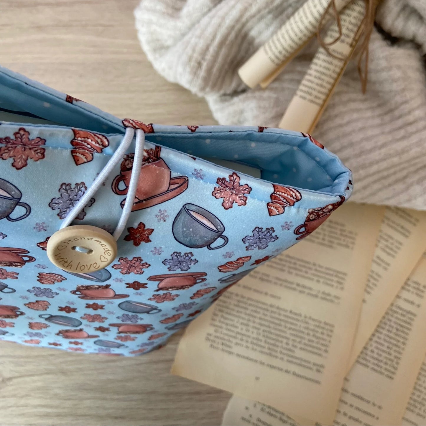 Funda literaria café en invierno