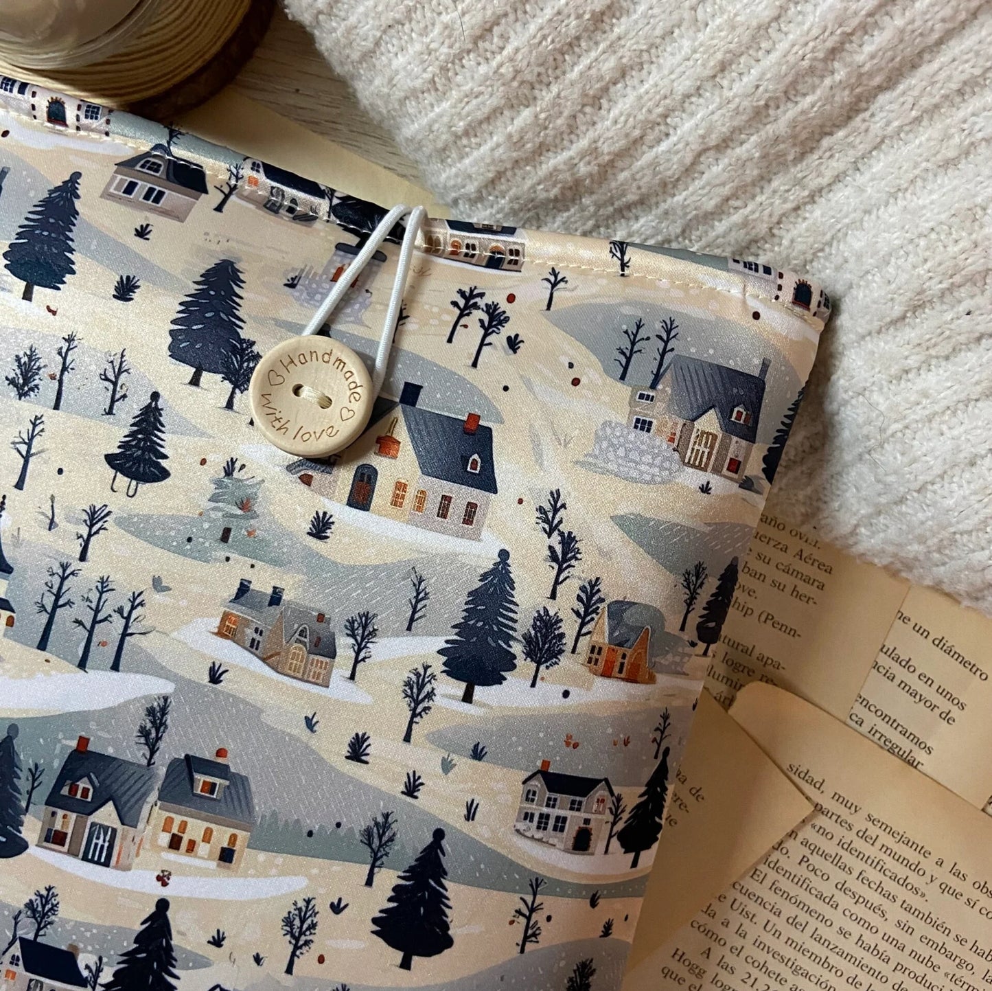 Funda literaria pueblo navideño