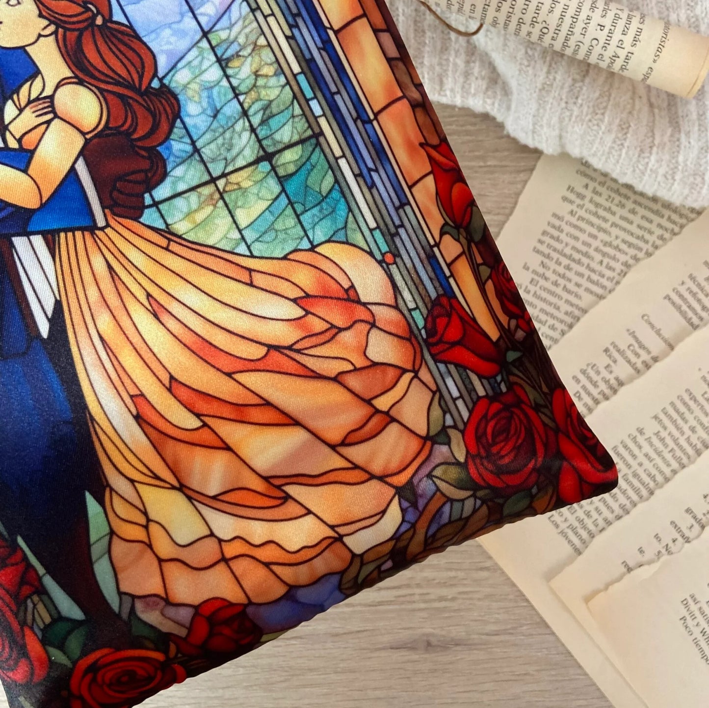 Funda literaria Bella y Bestia en su castillo