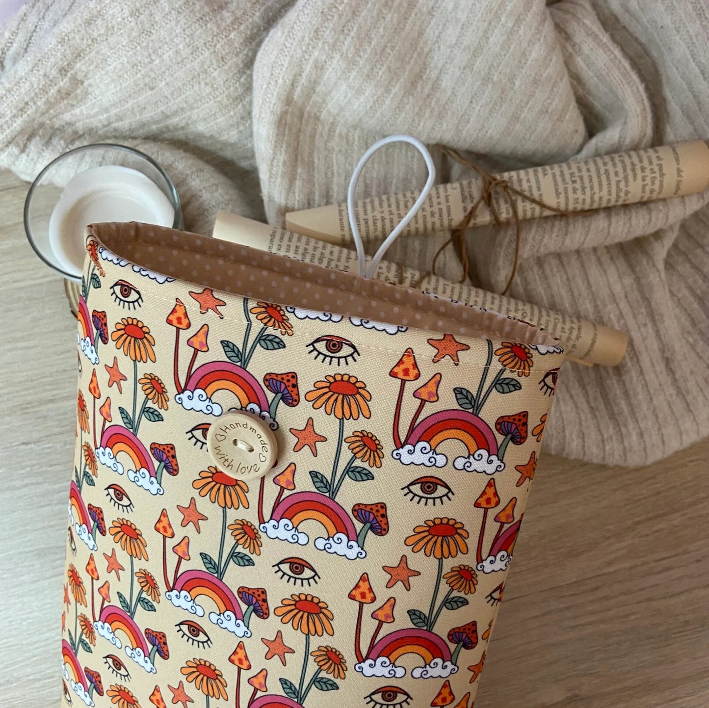 Funda literaria hippie