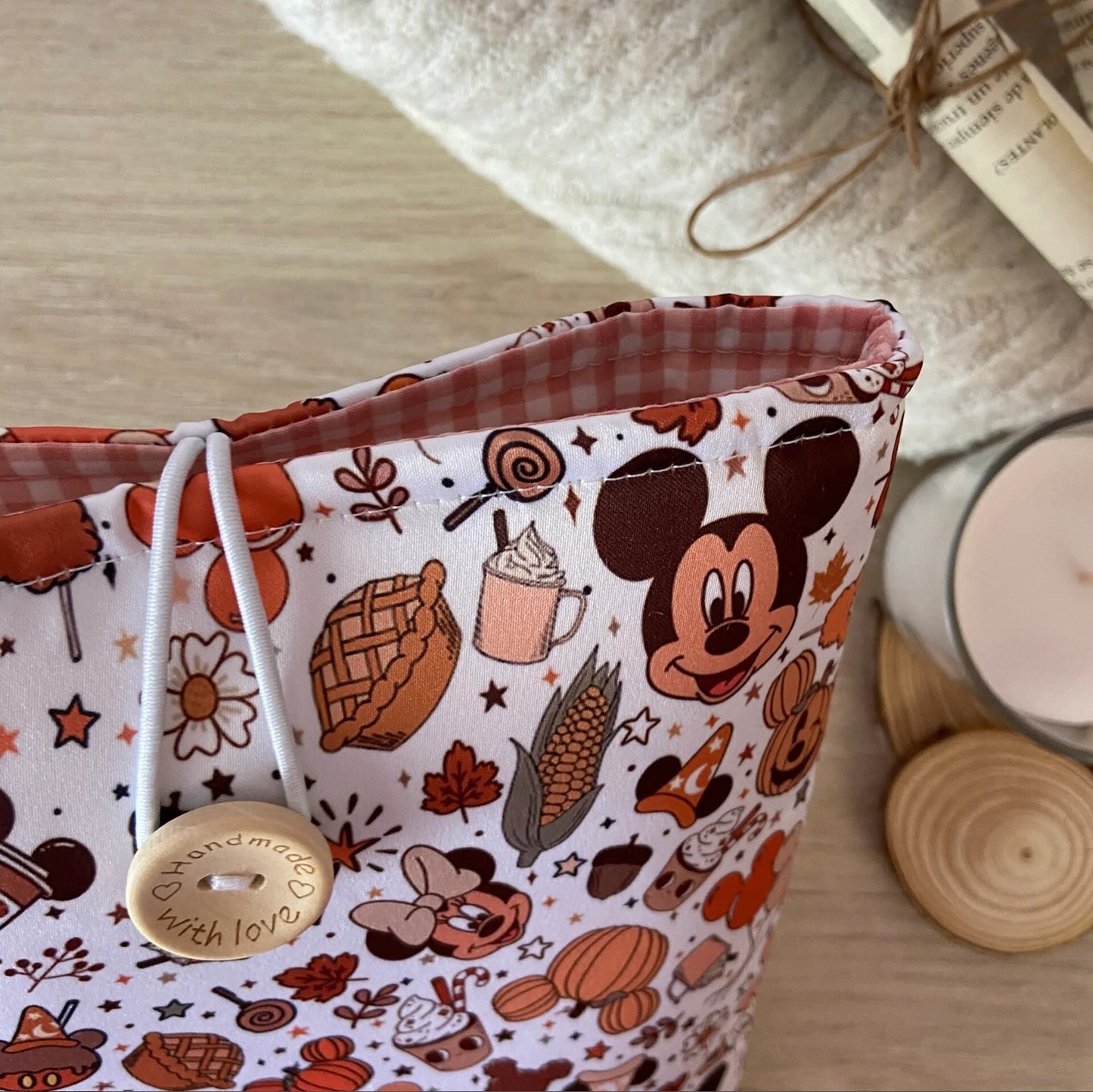 Funda literaria Otoño en Disney