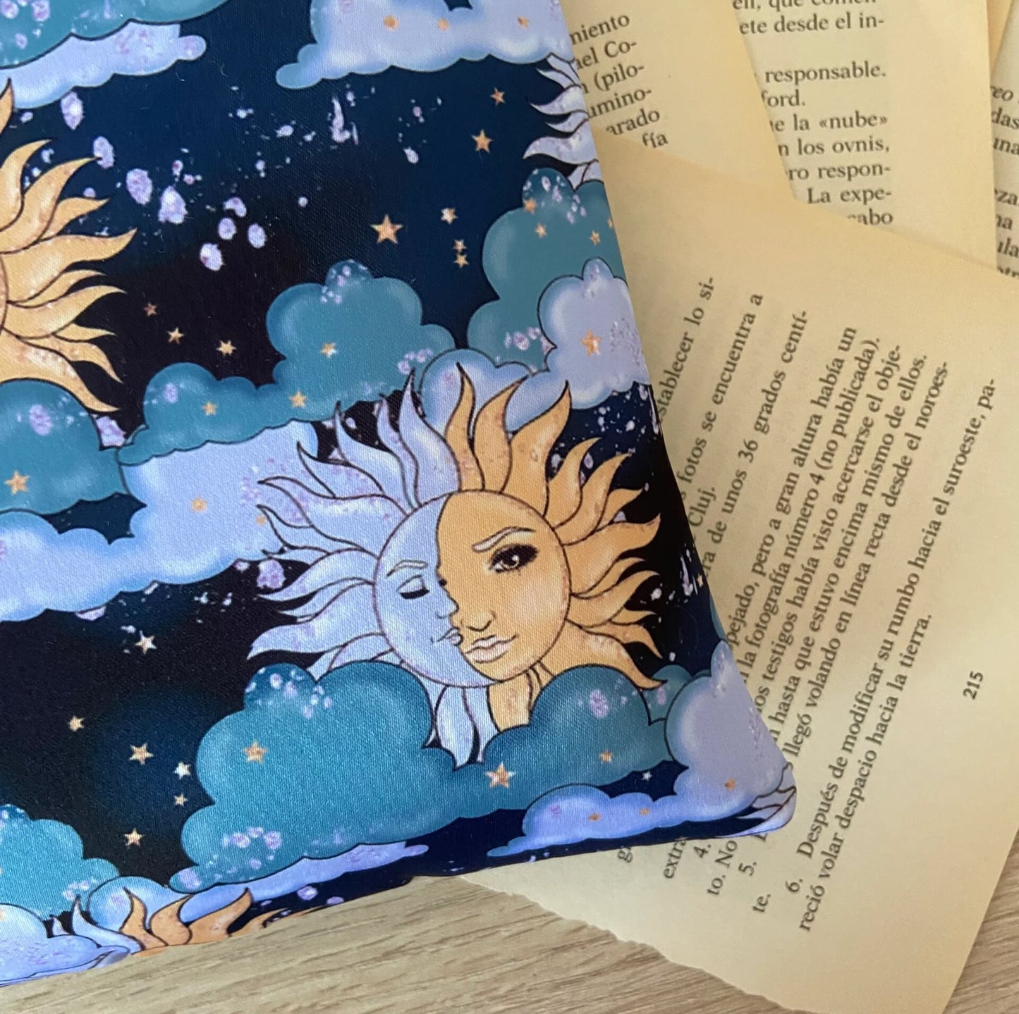 Funda literaria sunmoon
