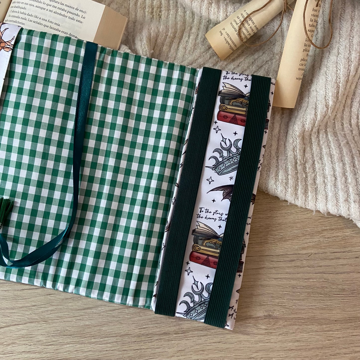 Funda ajustable Fourth wing + Velaris
