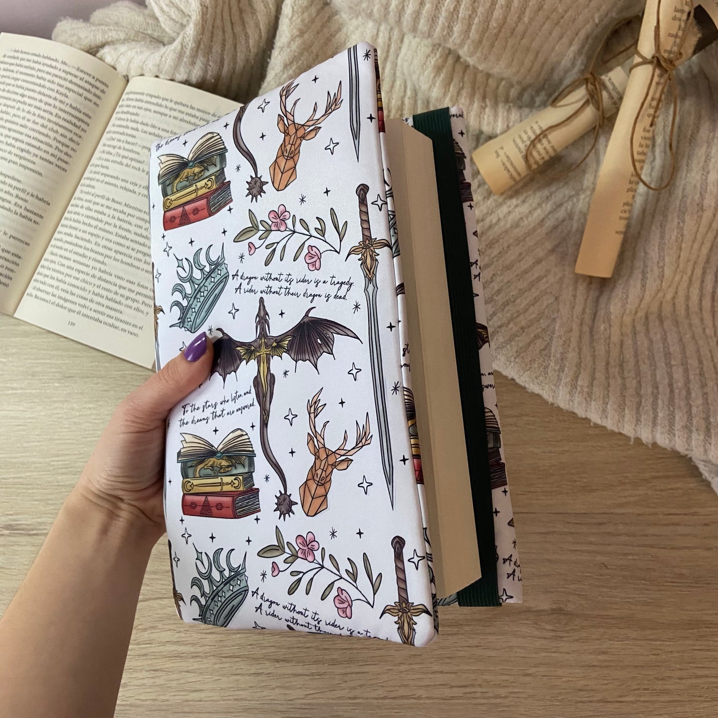 Funda ajustable Fourth wing + Velaris