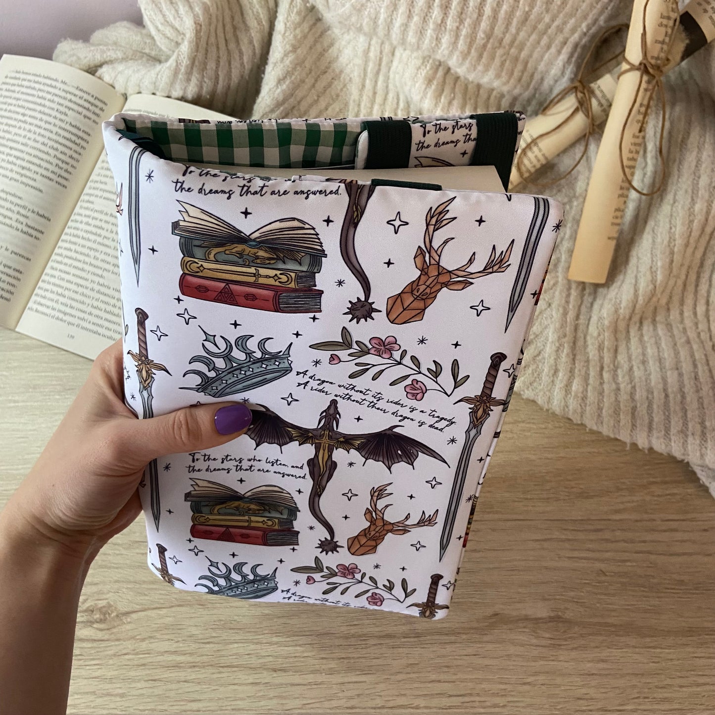 Funda ajustable Fourth wing + Velaris