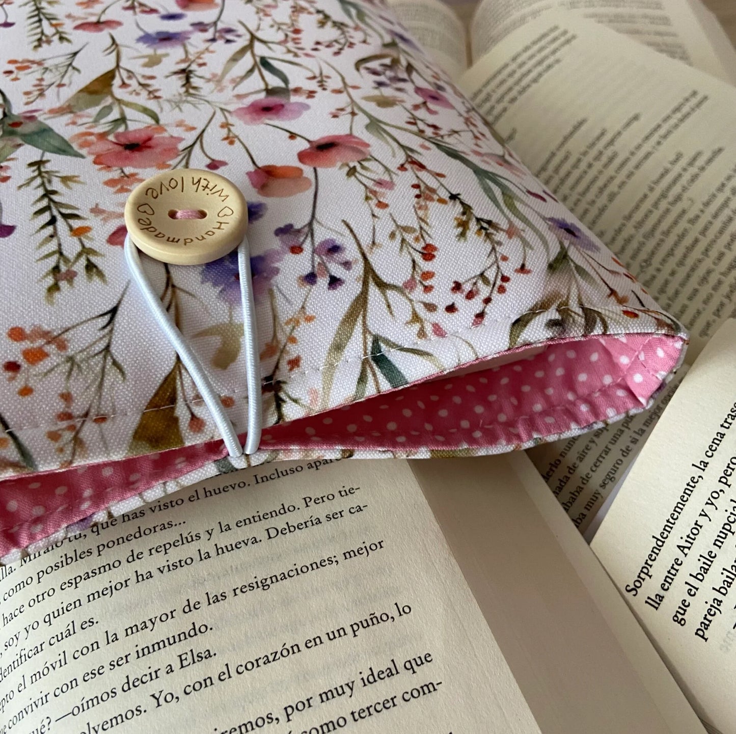 Funda literaria Aria