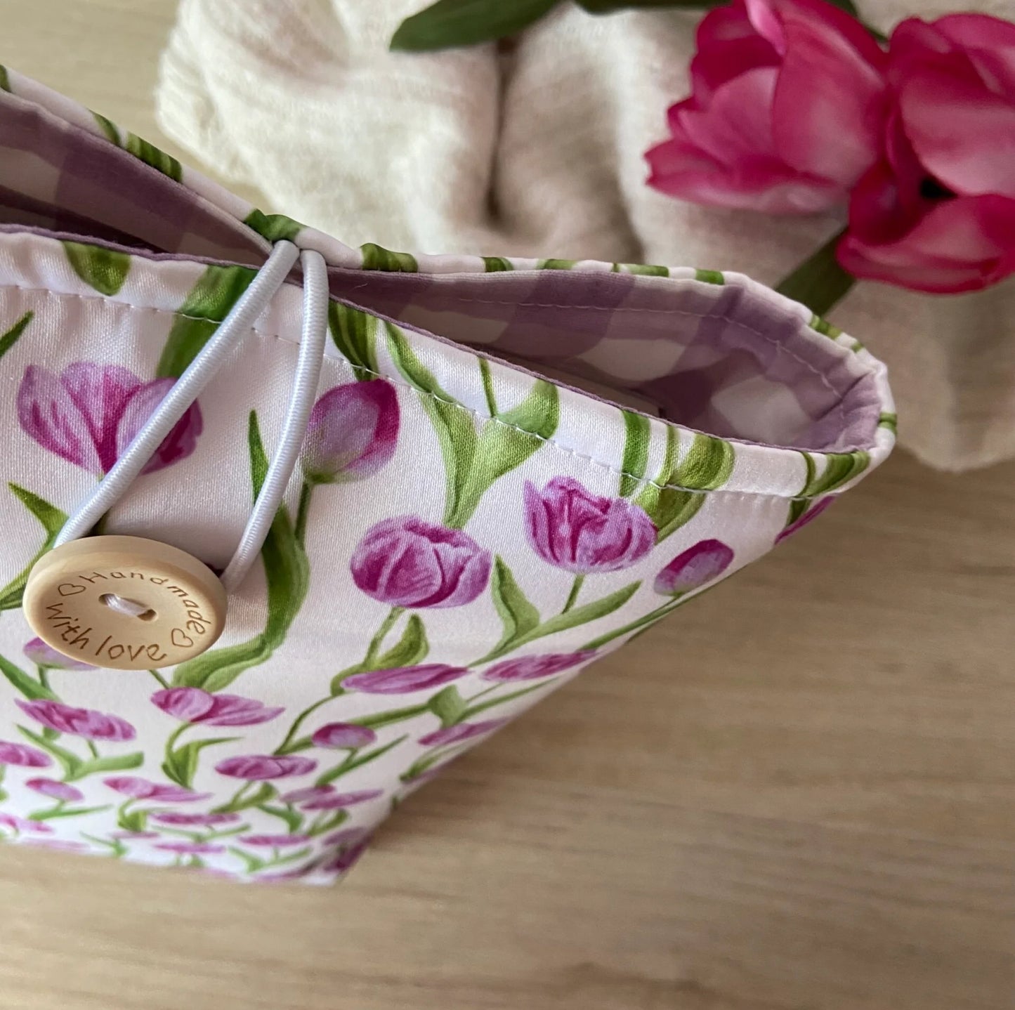 Funda literaria los tulipanes