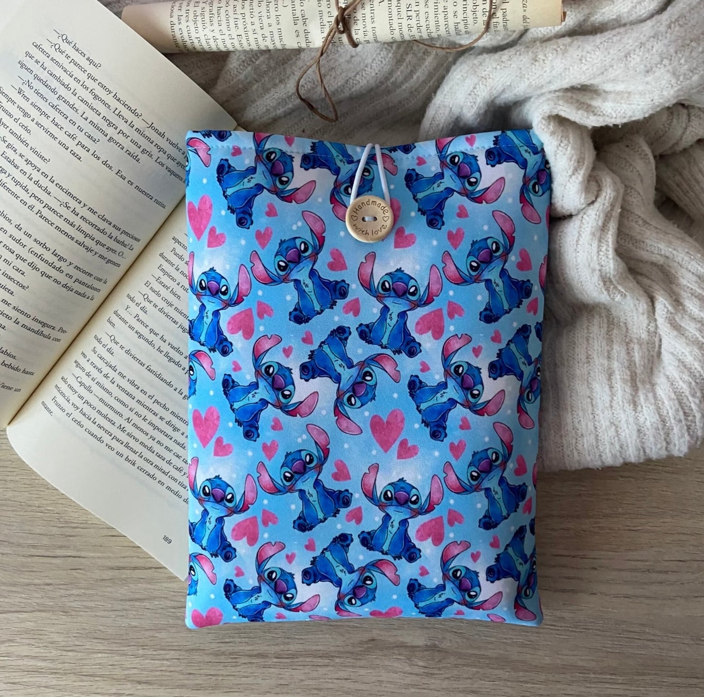 Funda literaria Stitch