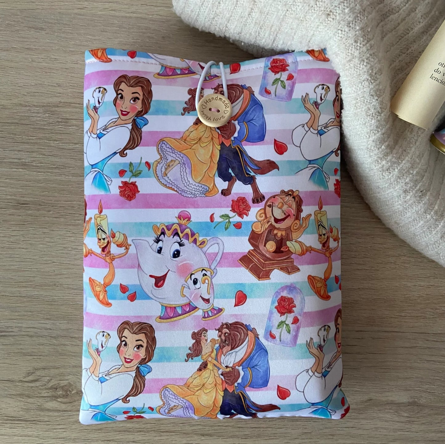 Funda literaria Bella y Bestia