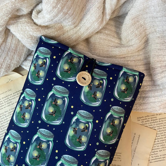 Funda literaria luciérnagas