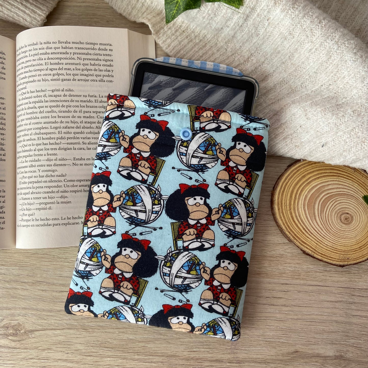 Funda kindle Mafalda (en azul)