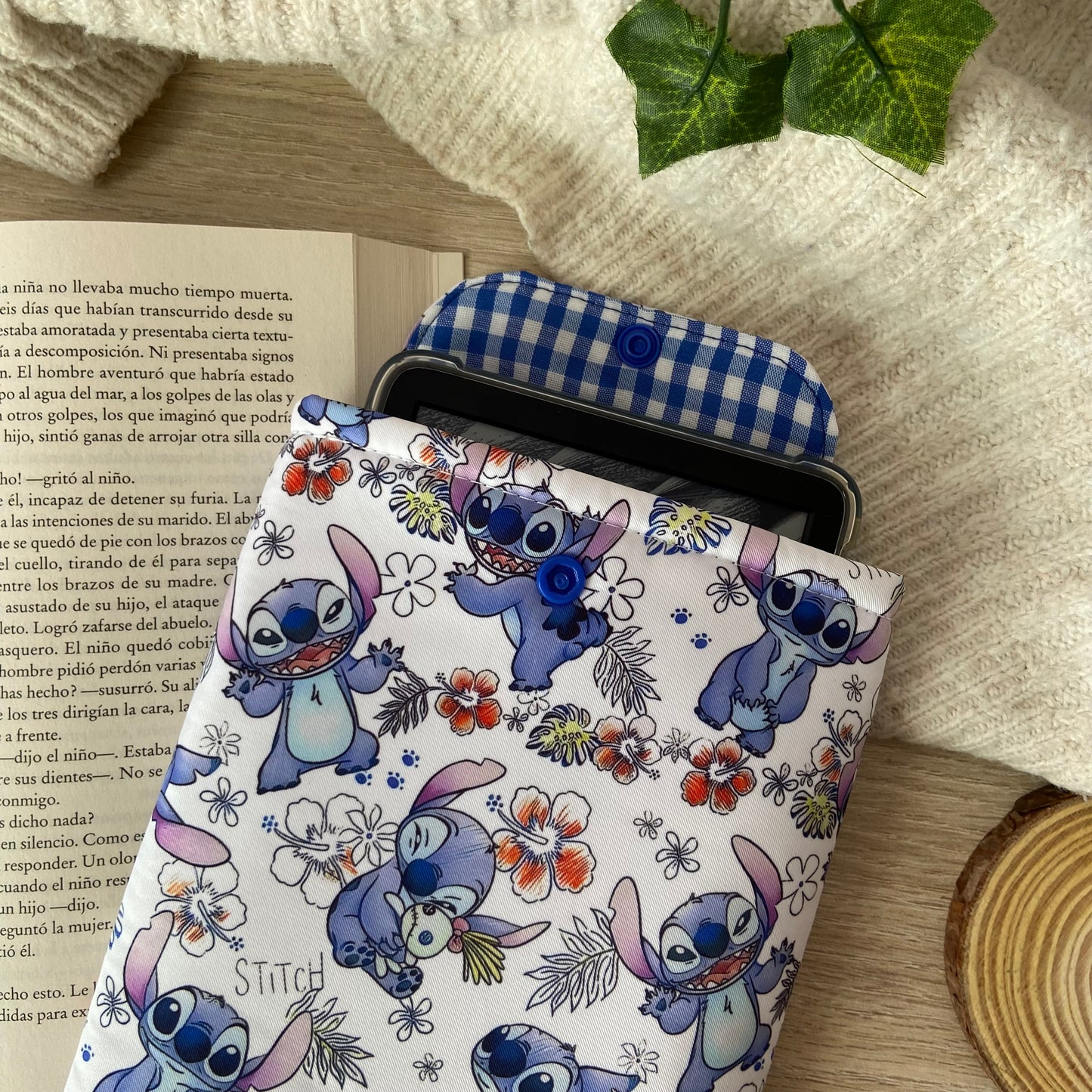 Funda kindle/kobo libra colour Stitch aloha
