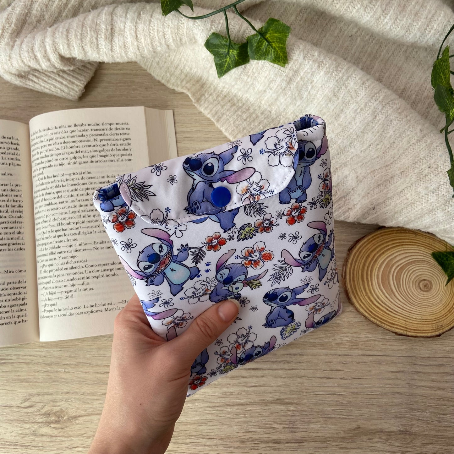 Funda kindle/kobo libra colour Stitch aloha