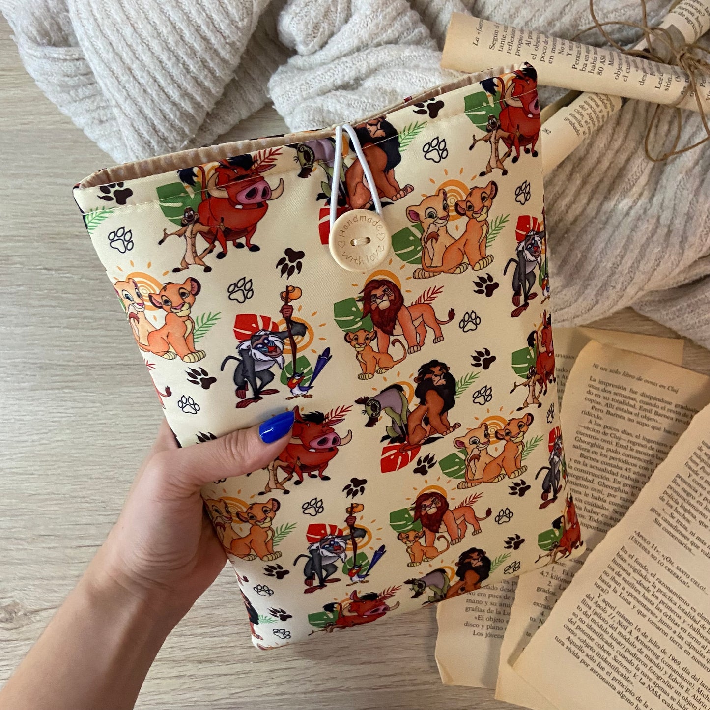 Funda literaria Hakuna matata