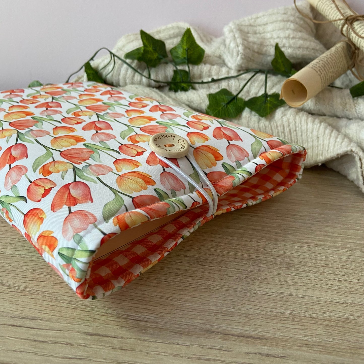 Funda literaria tulipas naranjas