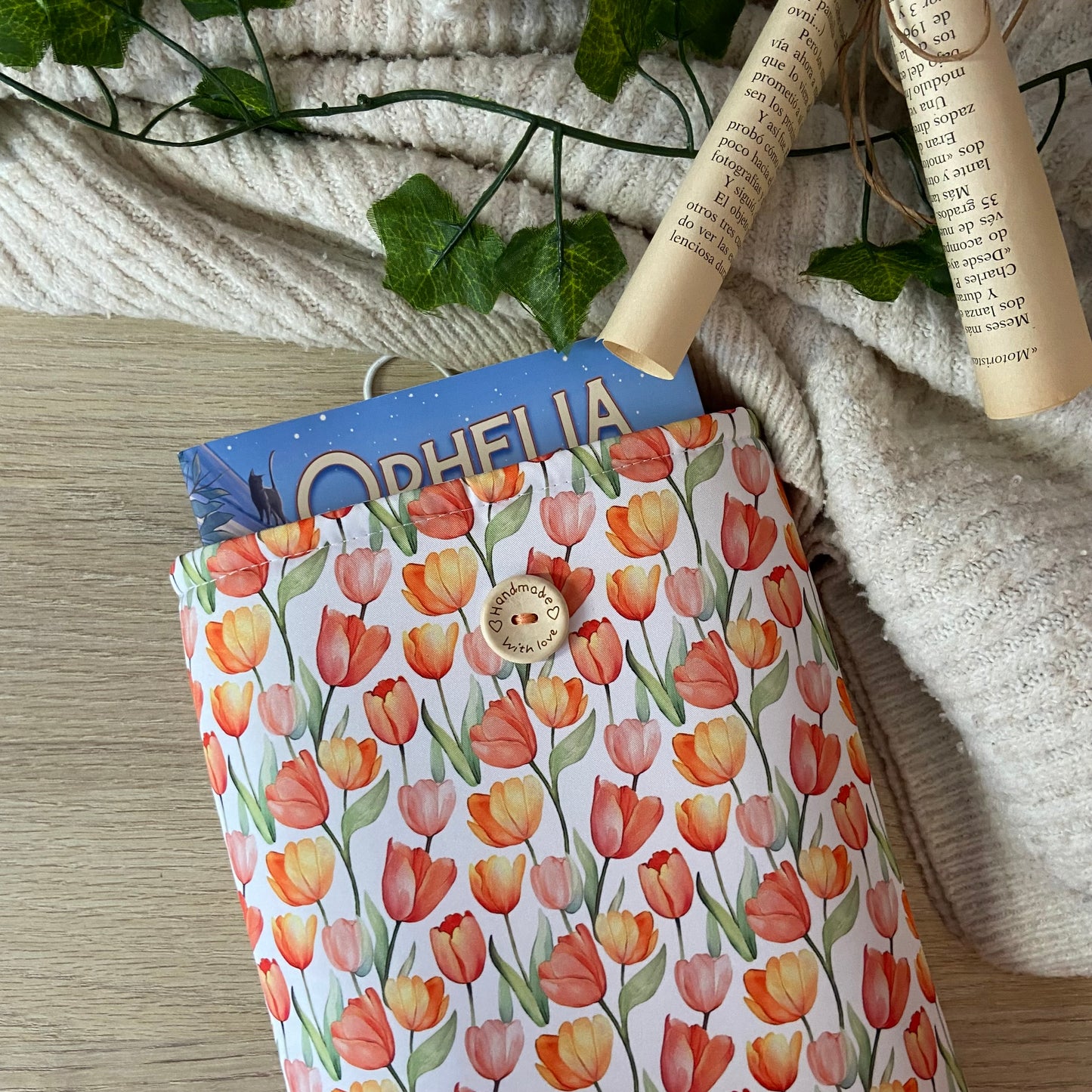 Funda literaria tulipas naranjas