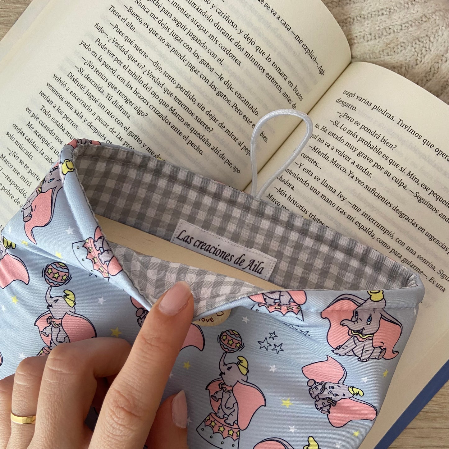 Funda literaria Dumbo
