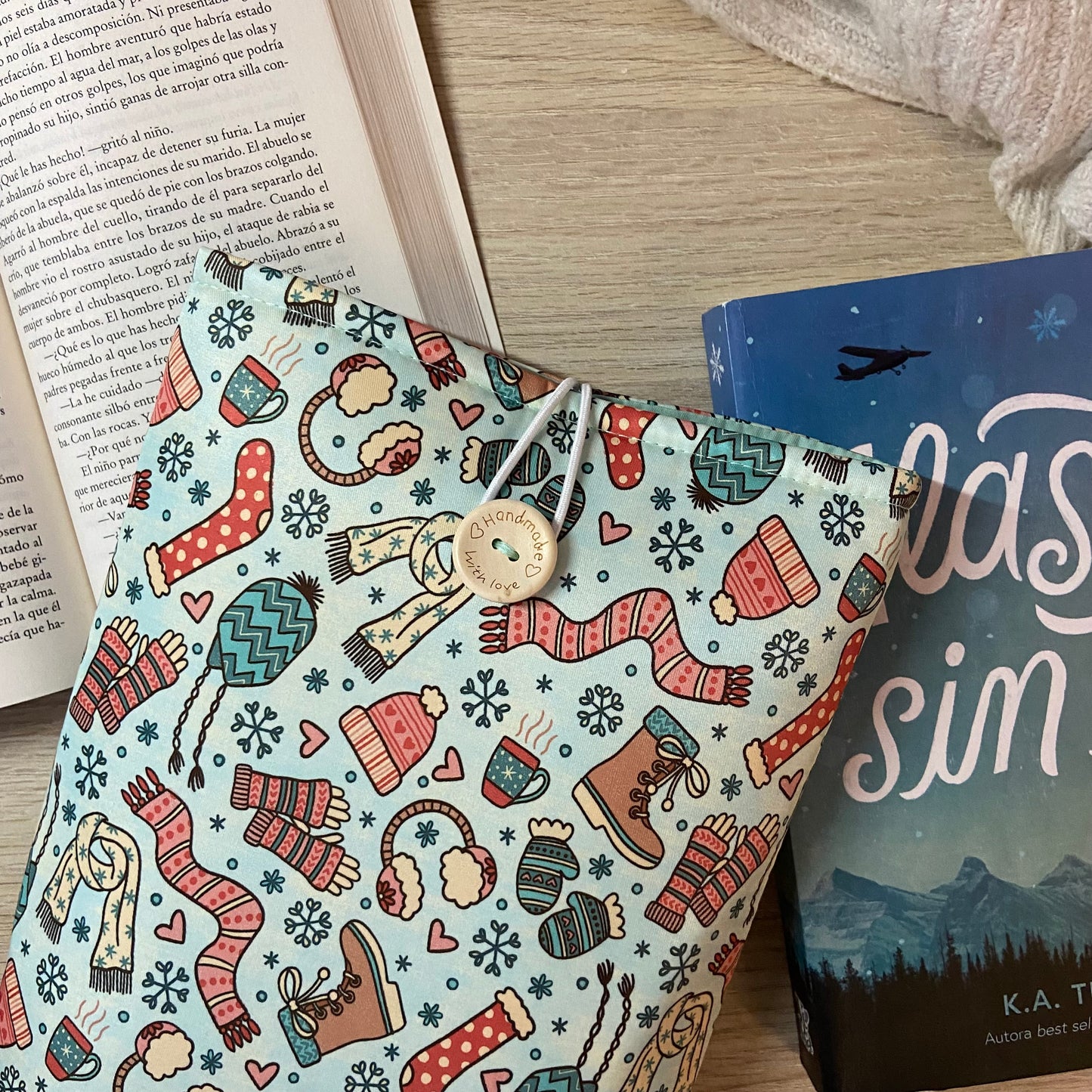 Funda literaria winter favs