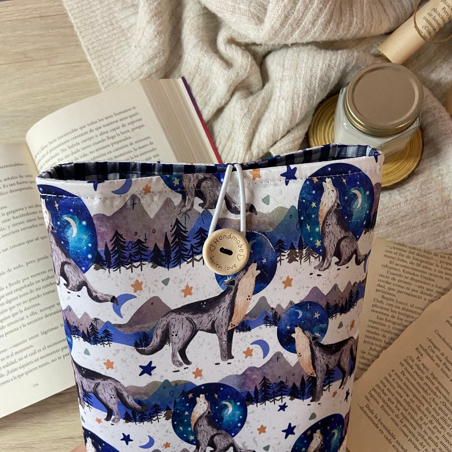 Funda literaria lobos