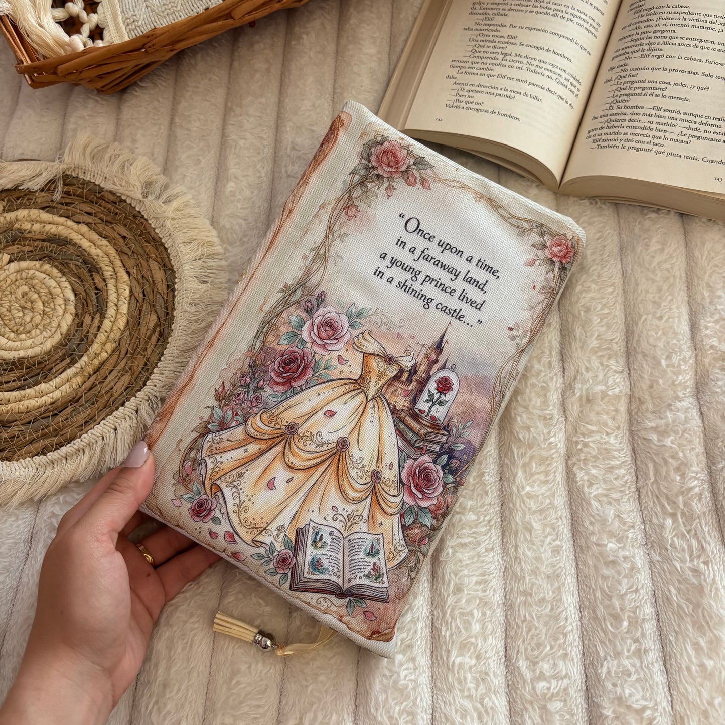 Funda ajustable érase una vez Bella y Bestia impermeable