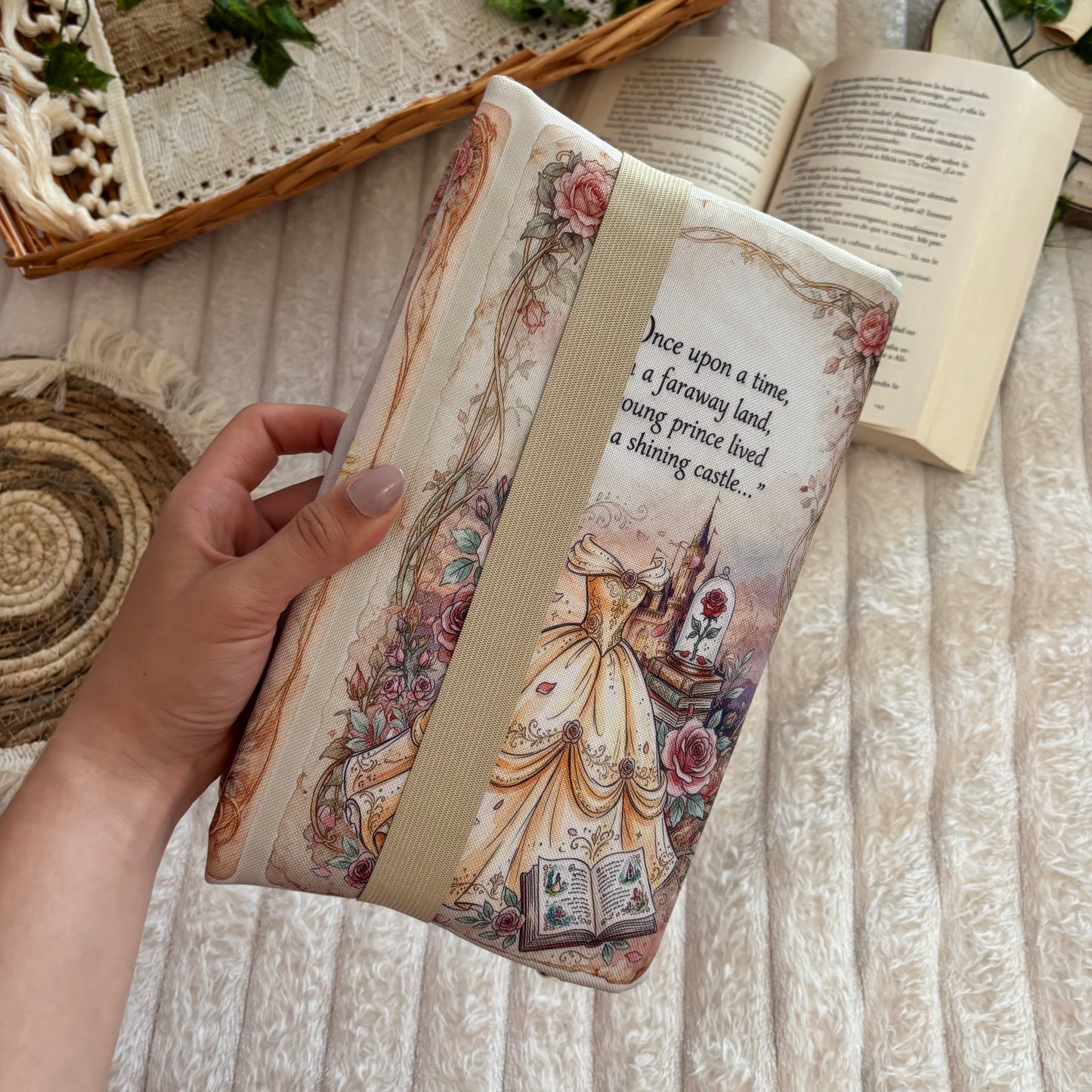 Funda ajustable érase una vez Bella y Bestia impermeable